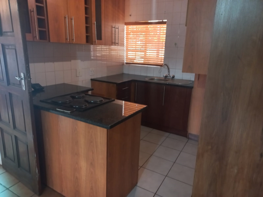 3 Bedroom Property for Sale in Safari Gardens North West